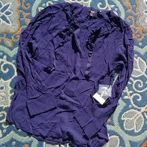 NWT Vera Wang Neck Tie Roll Tab Blouse Sz L Navy